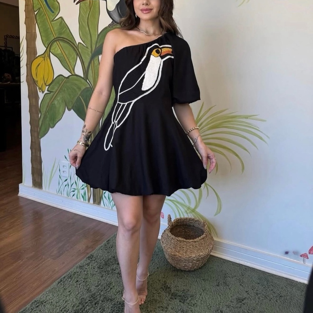 FARM Rio Black One Shoulder Embroidered Toucan Mini Dress Size S